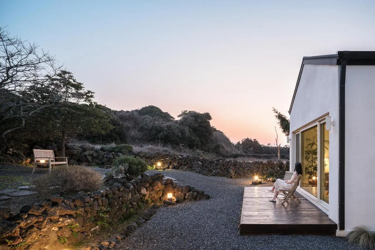 Day One Jeju Sulrem Villa