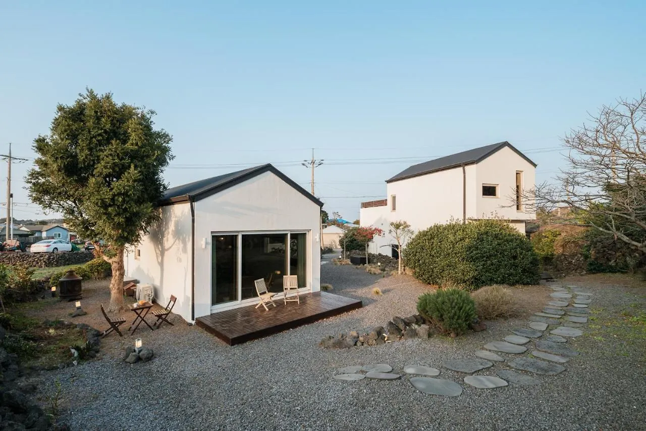 Day One Jeju Sulrem Villa
